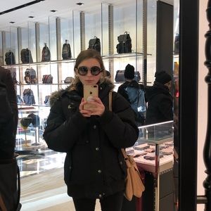 Meet your Posher, Natalie